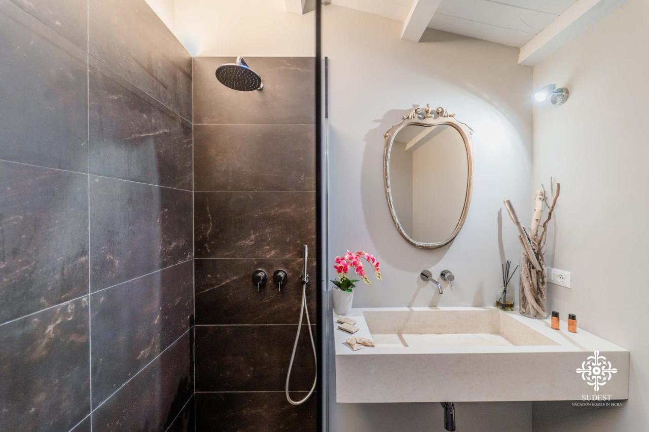 Ortigia Charming Suite Syracuse Eksteriør billede