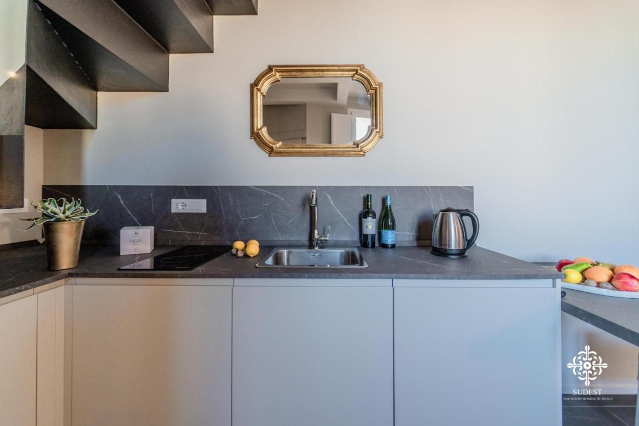 Ortigia Charming Suite Syracuse Eksteriør billede